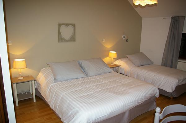 Bed and Breakfast Les Temps Gourmands Mondrepuis Esterno foto